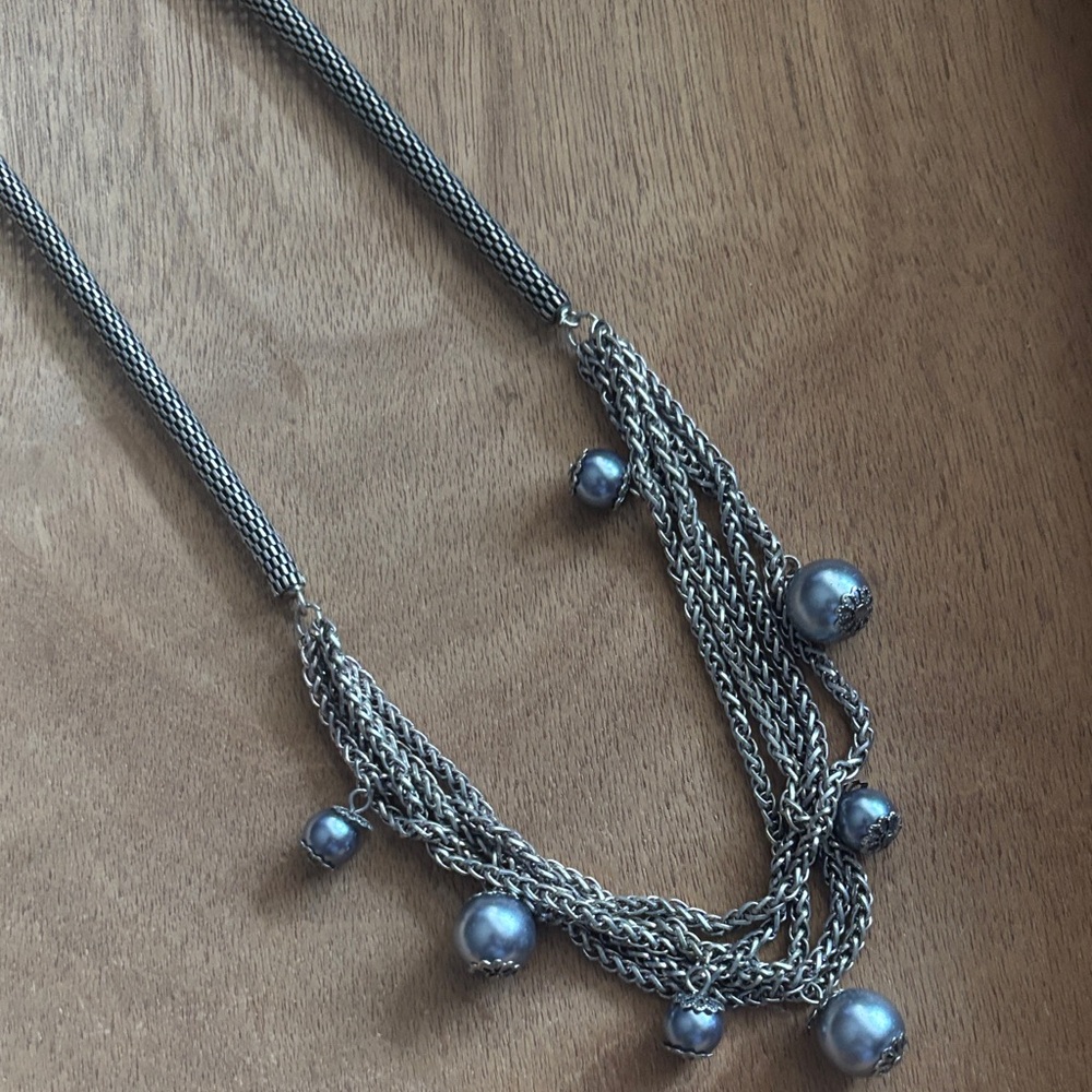 Elegant Silver mesh Necklace with Gray bead Accents